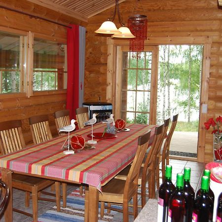 Ollinmaeki Vineyard Hotel Anttola Bagian luar foto