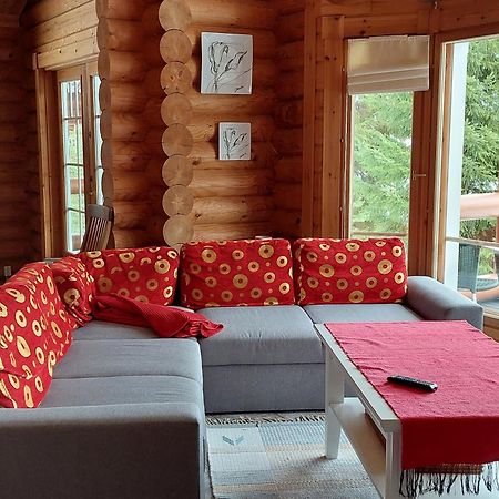 Ollinmaeki Vineyard Hotel Anttola Bagian luar foto