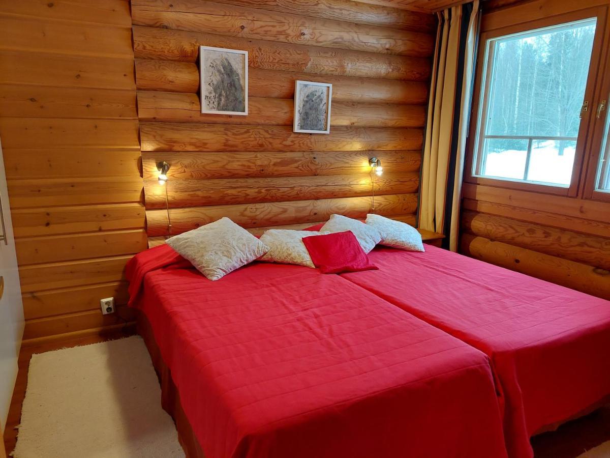 Ollinmaeki Vineyard Hotel Anttola Bagian luar foto